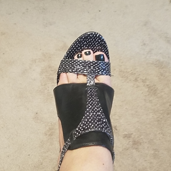 Shoes by nine west - Picture 2 of 5